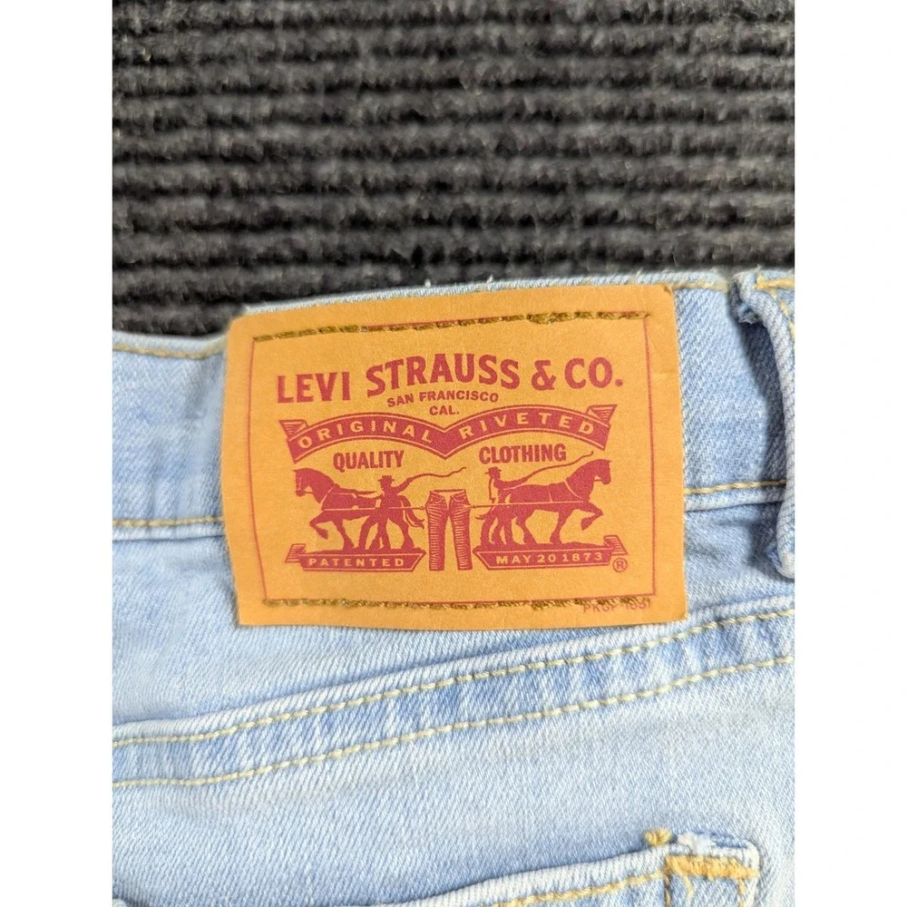 Levis Jeans Boys 8 Blue Denim Light Wash Distressed 5 Pocket Classic Bootcut